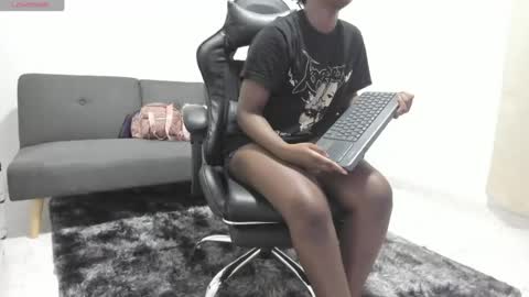 Snapshot of staicy26 chatting on May 17, 2026, 1:07 pm staicy online show from May 17, 2026, 1:07 pm