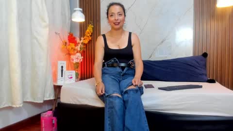 Snapshot of stangela_rivera chatting on April 1, 2026, 11:44 am Angel Rivera online show from April 1, 2026, 11:44 am