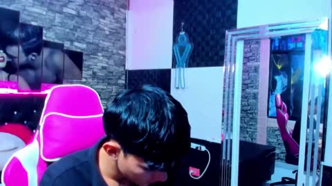 Snapshot of star_blew chatting on December 2, 2024, 12:18 pm star_blew online show from December 2, 2024, 12:18 pm