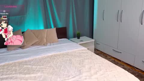 Snapshot of star_madison chatting on November 6, 2025, 8:21 pm Madison online show from November 6, 2025, 8:21 pm