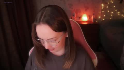 Alice online show from December 19, 2025, 5:31 pm