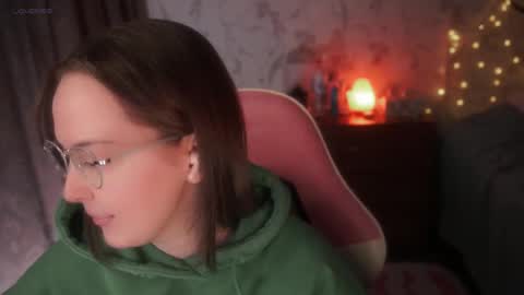 Snapshot of star_shopping chatting on February 3, 2026, 9:53 pm Alice online show from February 3, 2026, 9:53 pm