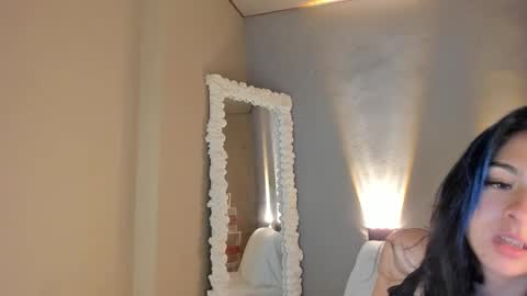 Snapshot of star_sub1 chatting on January 11, 2025, 1:59 am star_sub1 online show from January 11, 2025, 1:59 am