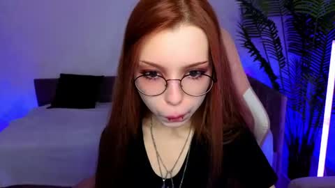 Snapshot of star_tarra chatting on April 24, 2026, 1:41 am Tarra online show from April 24, 2026, 1:41 am