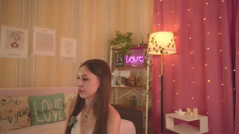 Snapshot of starfromsky chatting on March 2, 2026, 11:17 am Chloe online show from March 2, 2026, 11:17 am