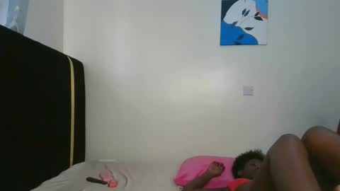 lia online show from November 28, 2025, 8:28 am