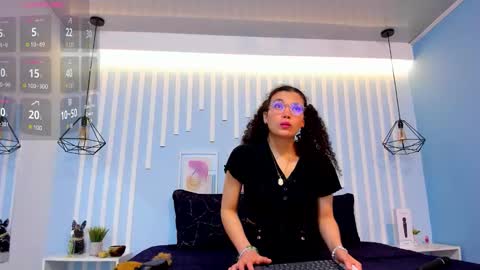 Snapshot of starkjoness chatting on October 30, 2025, 12:17 pm Stark Jones online show from October 30, 2025, 12:17 pm