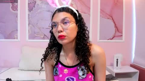 Snapshot of starkjoness chatting on December 3, 2025, 12:47 pm Stark Jones online show from December 3, 2025, 12:47 pm