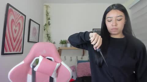 Snapshot of starlie_ chatting on February 4, 2026, 2:50 am Alisson online show from February 4, 2026, 2:50 am