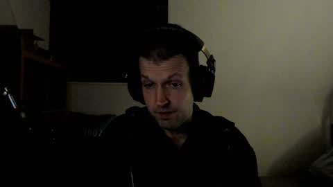 Snapshot of starlight1987 chatting on December 3, 2024, 6:59 am Adam online show from December 3, 2024, 6:59 am