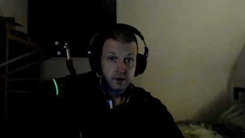 Snapshot of starlight1987 chatting on December 10, 2024, 5:07 am Adam online show from December 10, 2024, 5:07 am