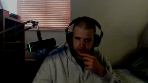 Snapshot of starlight1987 chatting on February 15, 2025, 9:16 am Adam online show from February 15, 2025, 9:16 am