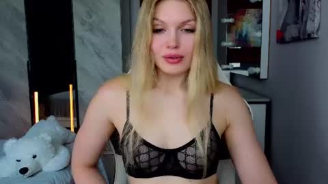Caroline online show from June 29, 2026, 7:03 am