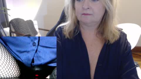Starrynight1 online show from January 27, 2025, 8:28 pm
