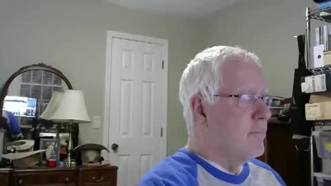 Snapshot of stasw20 chatting on December 1, 2025, 10:15 pm stasw20 online show from December 1, 2025, 10:15 pm