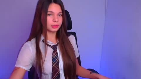 Snapshot of stasy_milk chatting on December 10, 2024, 7:05 am Stasy online show from December 10, 2024, 7:05 am