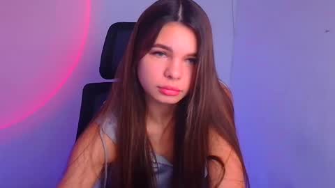 Snapshot of stasy_milk chatting on December 19, 2024, 10:02 am Stasy online show from December 19, 2024, 10:02 am