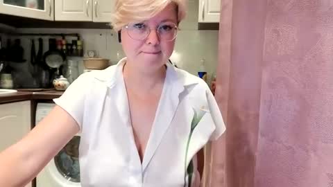 Stasya online show from October 8, 2025, 1:14 am