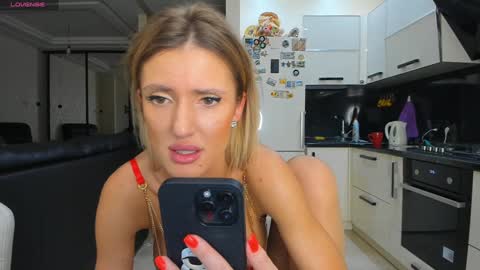 StasyQ555 online show from January 11, 2025, 8:43 pm