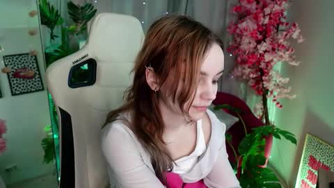 MONICA online show from November 19, 2025, 12:38 pm