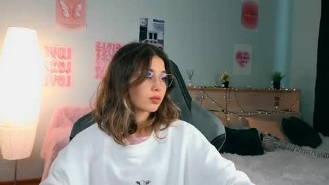 Sara online show from May 31, 2026, 1:18 pm