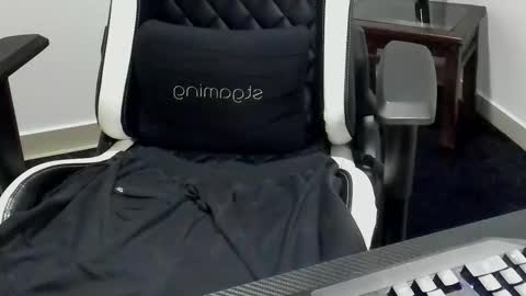 Stebankechimba online show from October 14, 2025, 11:05 pm