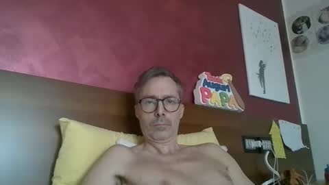 steel80 online show from December 3, 2025, 9:51 am