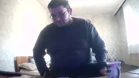 Snapshot of stefan90pt chatting on December 16, 2024, 7:15 am Stefan online show from December 16, 2024, 7:15 am