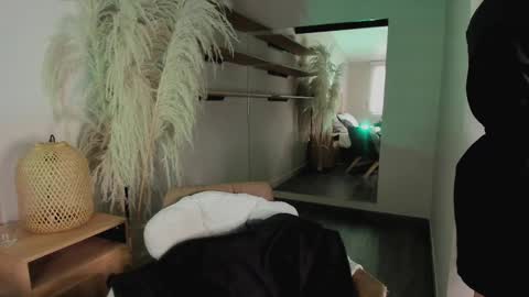 Stefanny   online show from March 8, 2025, 3:35 pm