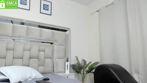 Snapshot of stefany520 chatting on March 5, 2025, 11:49 pm Stefany online show from March 5, 2025, 11:49 pm