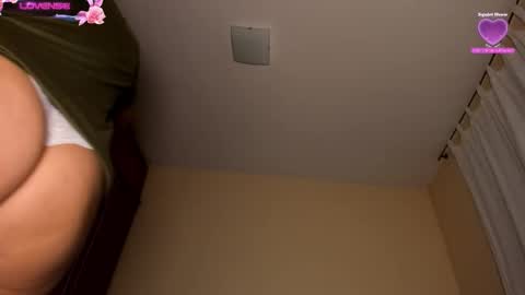 Snapshot of stefanyhotmilf chatting on September 23, 2025, 4:26 am stefany online show from September 23, 2025, 4:26 am