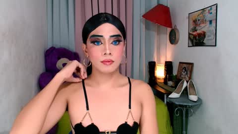 Snapshot of steffany_cummer chatting on December 17, 2024, 3:17 pm Steffany cummer online show from December 17, 2024, 3:17 pm