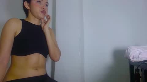 stefany online show from October 18, 2025, 6:16 am