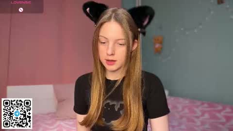 Snapshot of steffi_meoww chatting on February 1, 2026, 12:26 pm STEFI Streams every day from 10 PM GTM1 online show from February 1, 2026, 12:26 pm