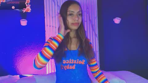 Stefania online show from October 31, 2025, 9:32 am