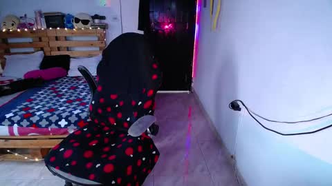   online show from March 1, 2026, 11:07 pm