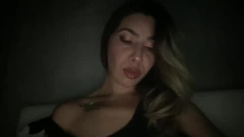 stefy_glow online show from October 17, 2025, 9:50 pm