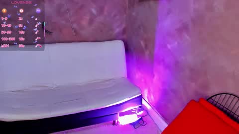 Snapshot of stela__gs chatting on December 21, 2025, 3:30 pm stella online show from December 21, 2025, 3:30 pm