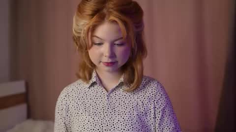 Stella online show from September 20, 2025, 7:53 am