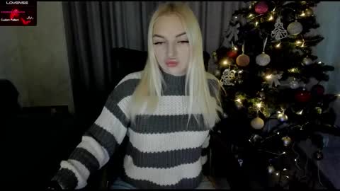 Snapshot of stella__cox chatting on January 8, 2026, 6:16 am Stella Cox online show from January 8, 2026, 6:16 am