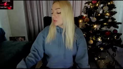 Snapshot of stella__cox chatting on January 12, 2026, 7:24 am Stella Cox online show from January 12, 2026, 7:24 am