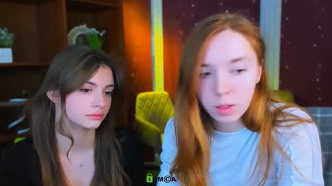 stella_flower online show from March 16, 2026, 6:28 am