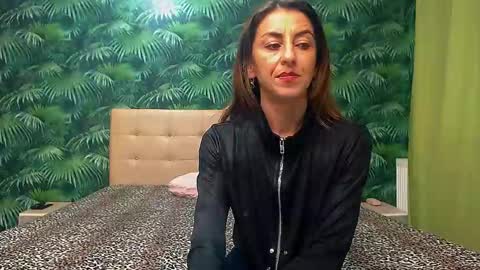 Snapshot of stella_john chatting on December 2, 2024, 9:13 am Stella John online show from December 2, 2024, 9:13 am