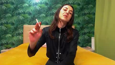 Snapshot of stella_john chatting on January 27, 2025, 5:03 am Stella John online show from January 27, 2025, 5:03 am