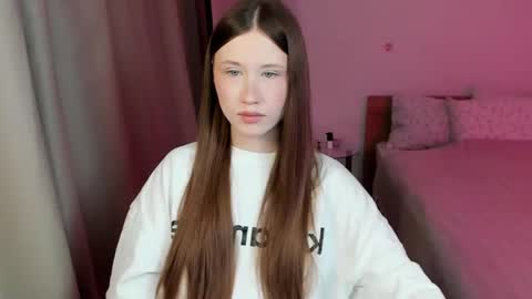 Snapshot of stella_sunny chatting on February 26, 2025, 11:37 pm stella_sunny online show from February 26, 2025, 11:37 pm