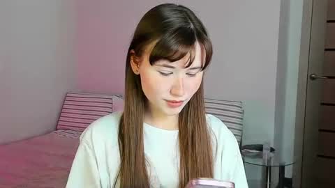 Snapshot of stella_sunny chatting on September 24, 2025, 4:32 pm stella_sunny online show from September 24, 2025, 4:32 pm