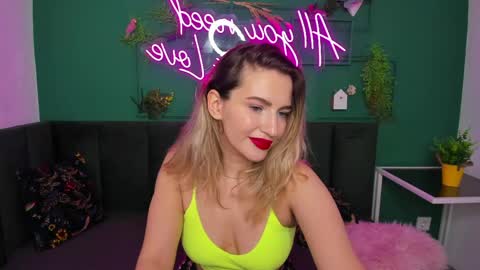 Snapshot of stellaalluring chatting on April 16, 2026, 2:12 am Stella online show from April 16, 2026, 2:12 am