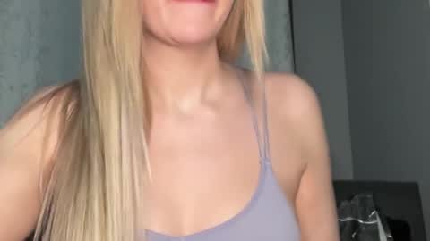 Snapshot of stellacummings chatting on February 21, 2026, 4:46 am Stella Bella online show from February 21, 2026, 4:46 am