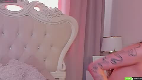 Stella online show from July 6, 2026, 3:36 am