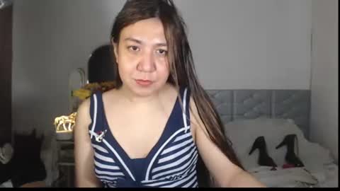 Snapshot of stellahugets chatting on November 13, 2025, 8:52 pm Stella online show from November 13, 2025, 8:52 pm